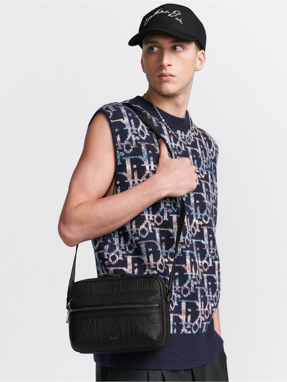 DIOR RIDER 2.0 ZIPPED MESSENGER BAG - Picture 5 of 9